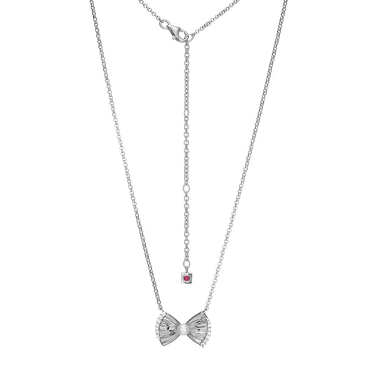 LN0260 - Butterfly Freshwater Pearl Necklace | elle