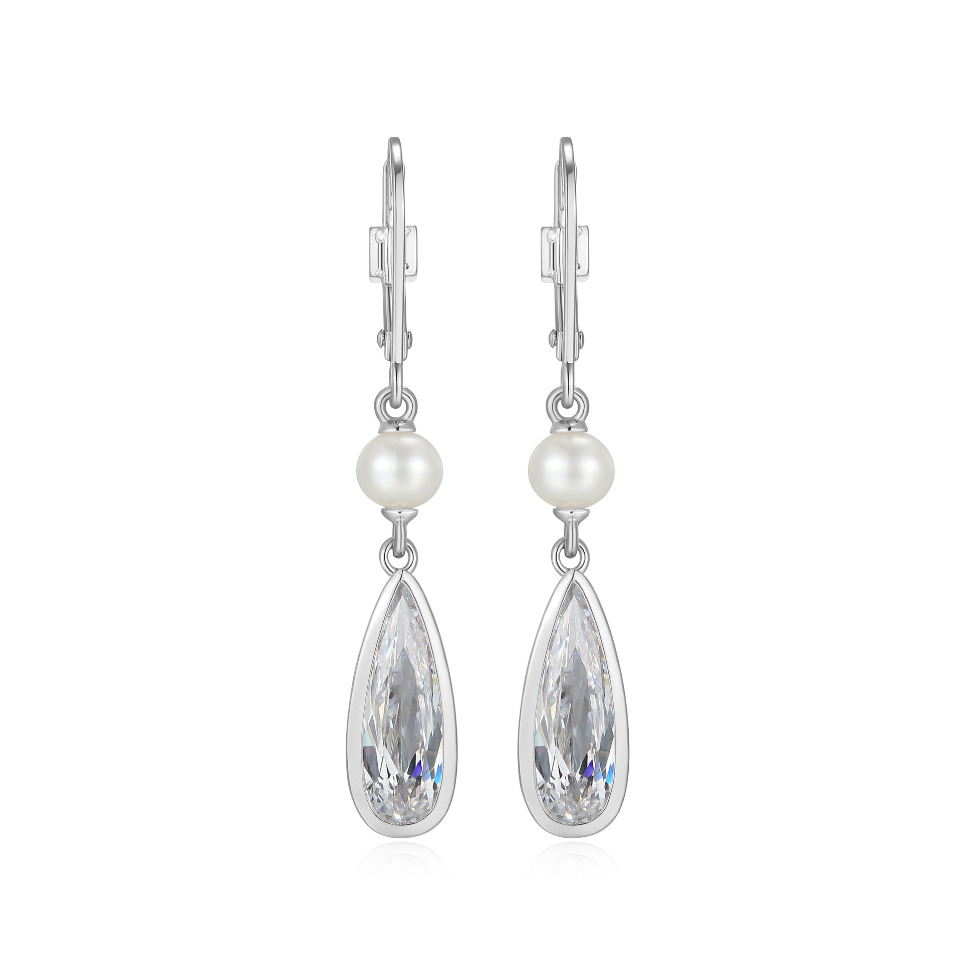 LE0288 - Lustre Freshwater Pearl Drop Earrings | elle
