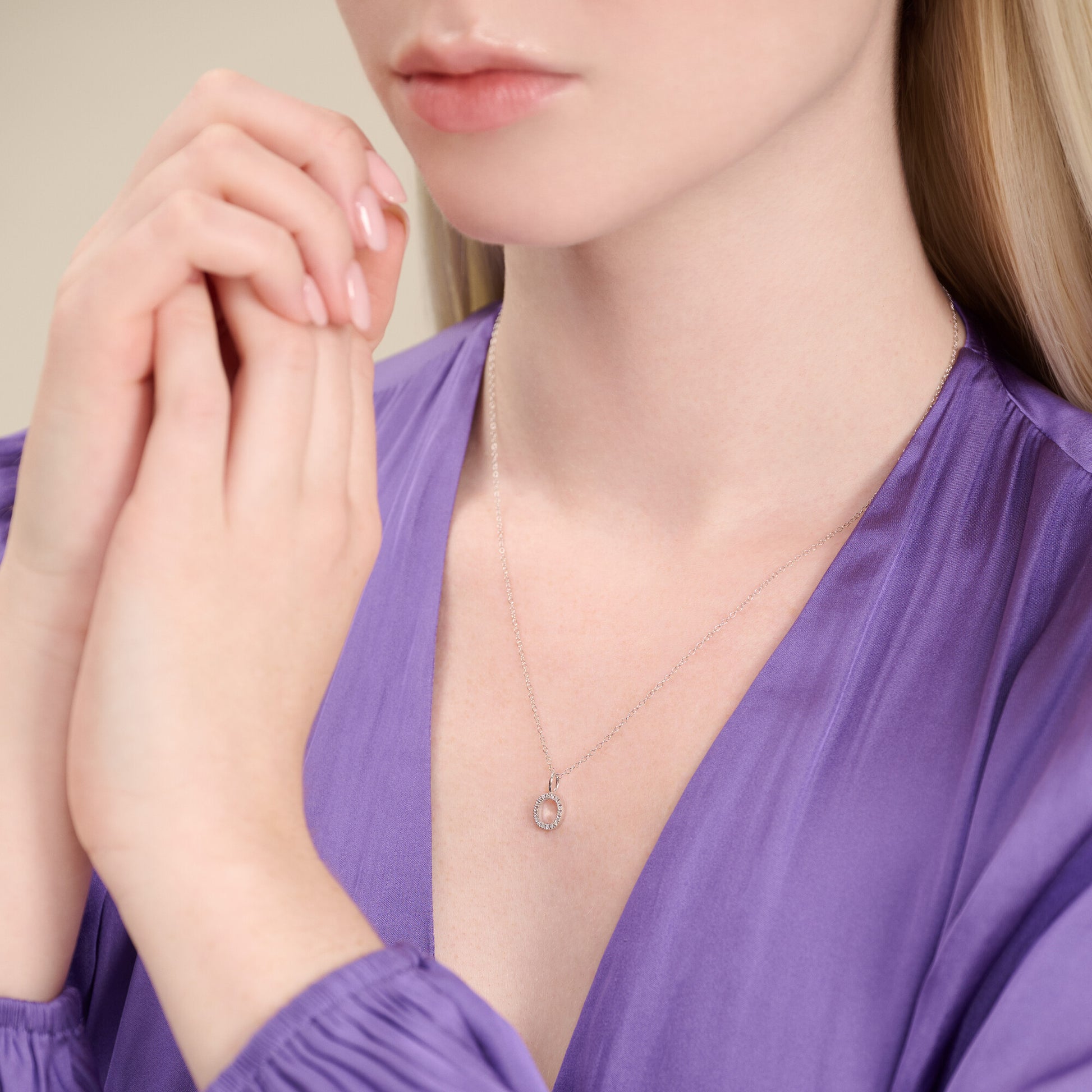 Letter "O" Initial Pendant Necklace in Rhodium-Plated Sterling Silver | M by Monte Luna